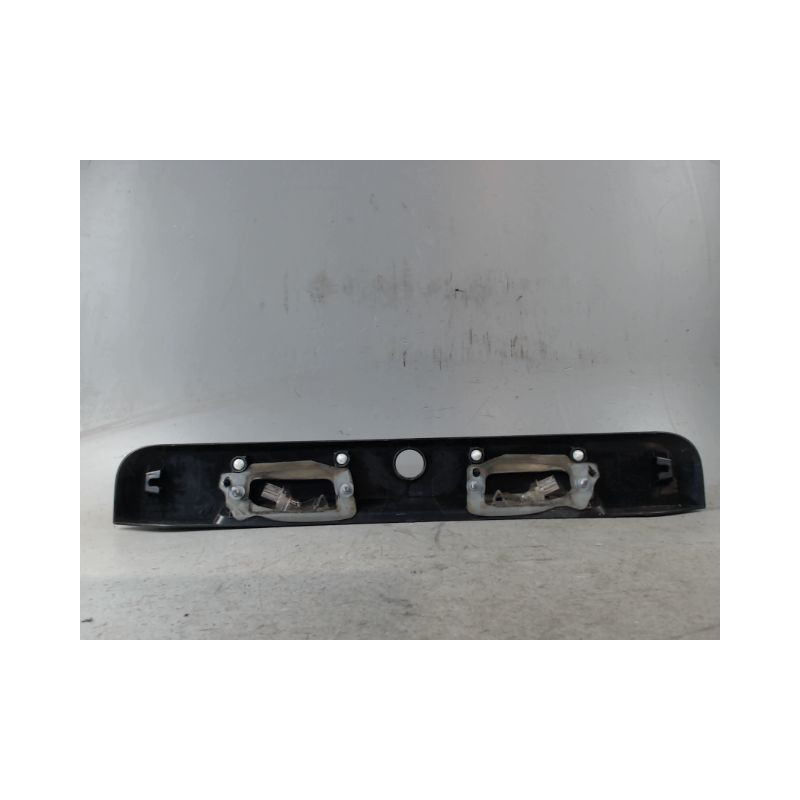 PROTECTION HAYON DACIA DUSTER 2010-