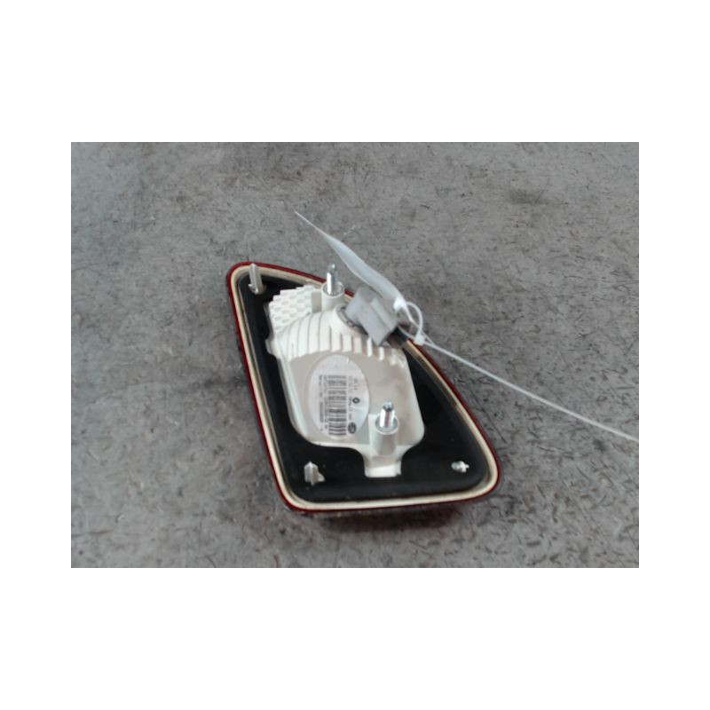 FEU ARRIERE INTERIEUR DROIT RENAULT TWINGO 2 2010-