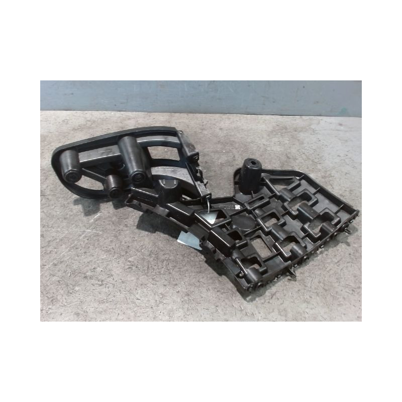 SUPPORT PARE-CHOC ARG PEUGEOT 2008