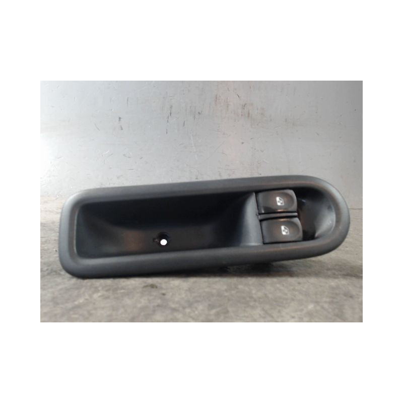 COMMANDE LEVE-GLACE PORTE AVG RENAULT TWINGO 2 2010-