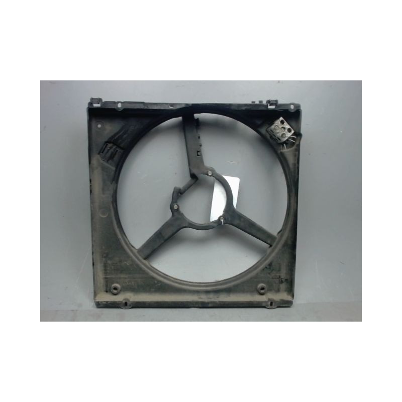 SUPPORT DE VENTILATEUR RENAULT TWINGO PH.3 2000-2007