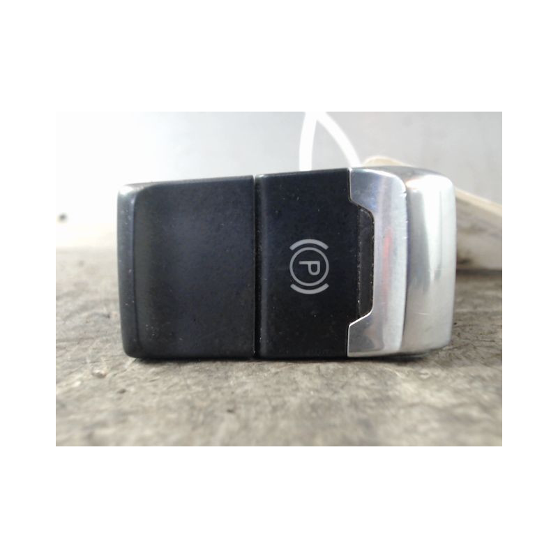 INTERIEUR COMMANDE FREIN A MAIN AUDI A4 2004-