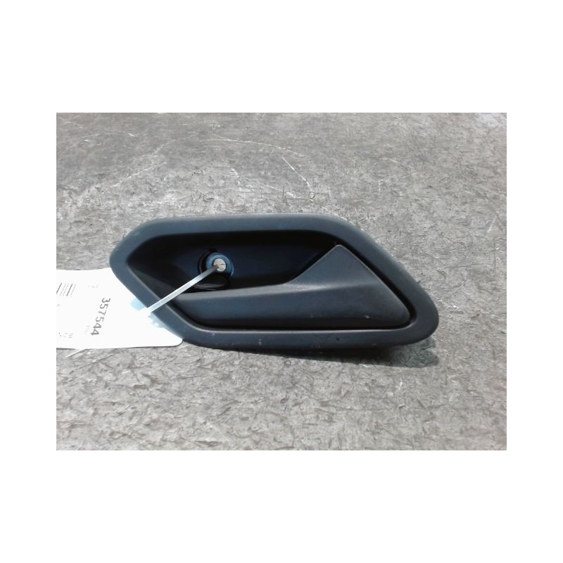 POIGNEE INTERIEURE PORTE ARRIERE DROIT DACIA SANDERO 2008-