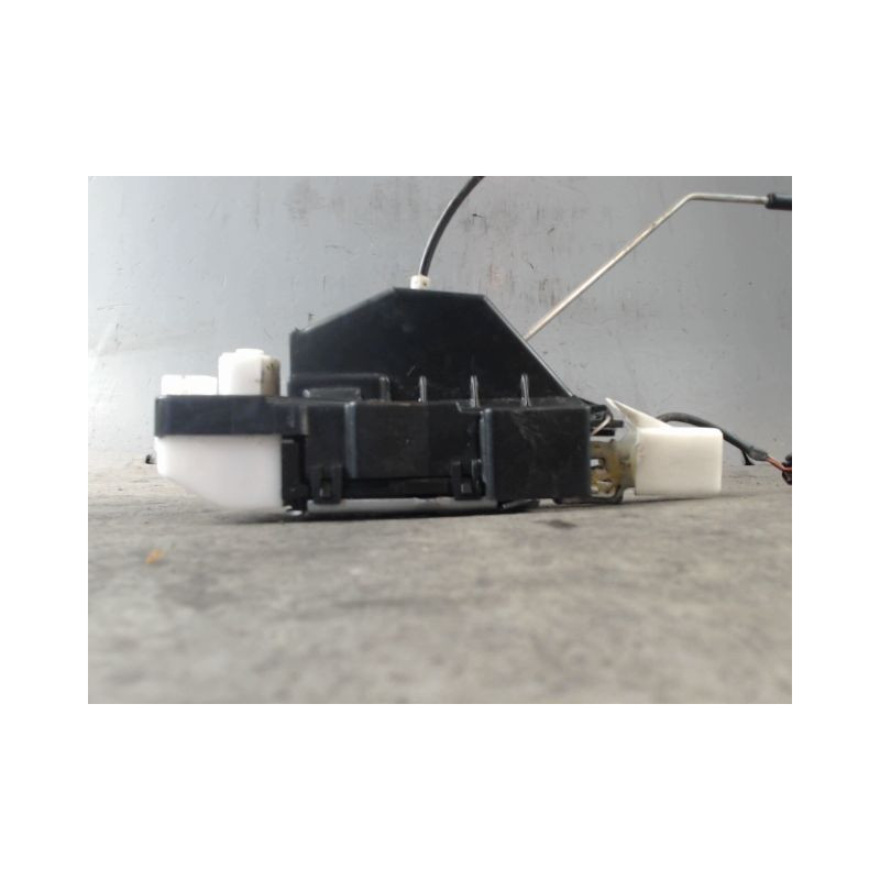 SYSTEME CONDAMNATION AVANT GAUCHE VOLKSWAGEN FOX