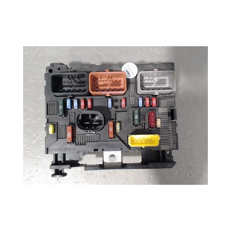 BOITE A FUSIBLES CITROEN C2 2005-