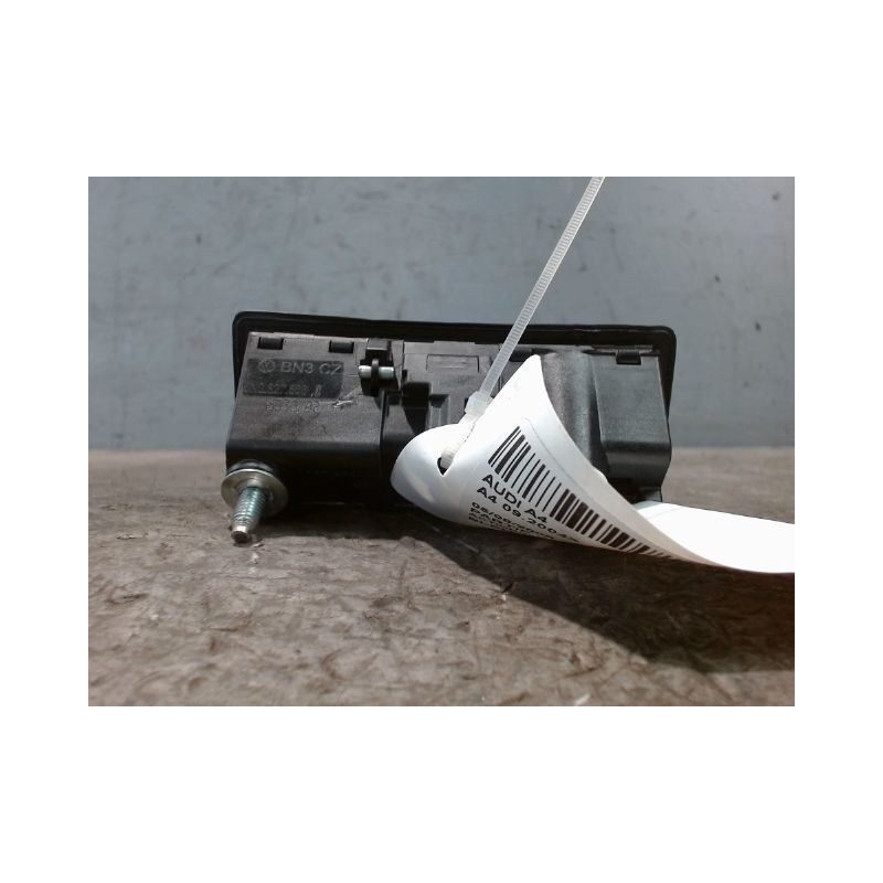 ACTIONNEUR SERRURE HAYON  AUDI A4 2004-