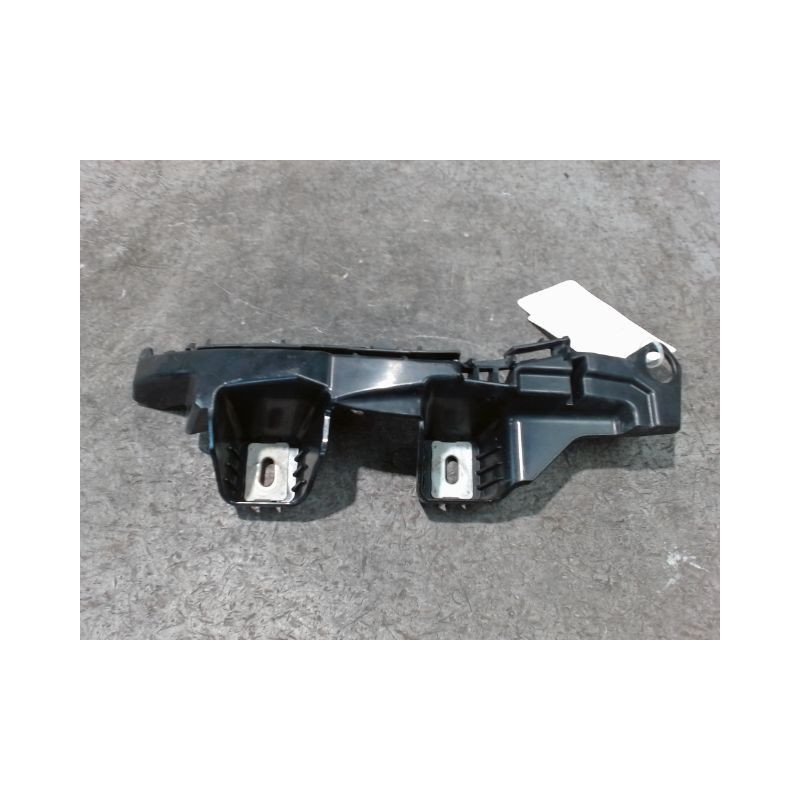 SUPPORT PARE-CHOC ARG MERCEDES CLASSE C 2007-
