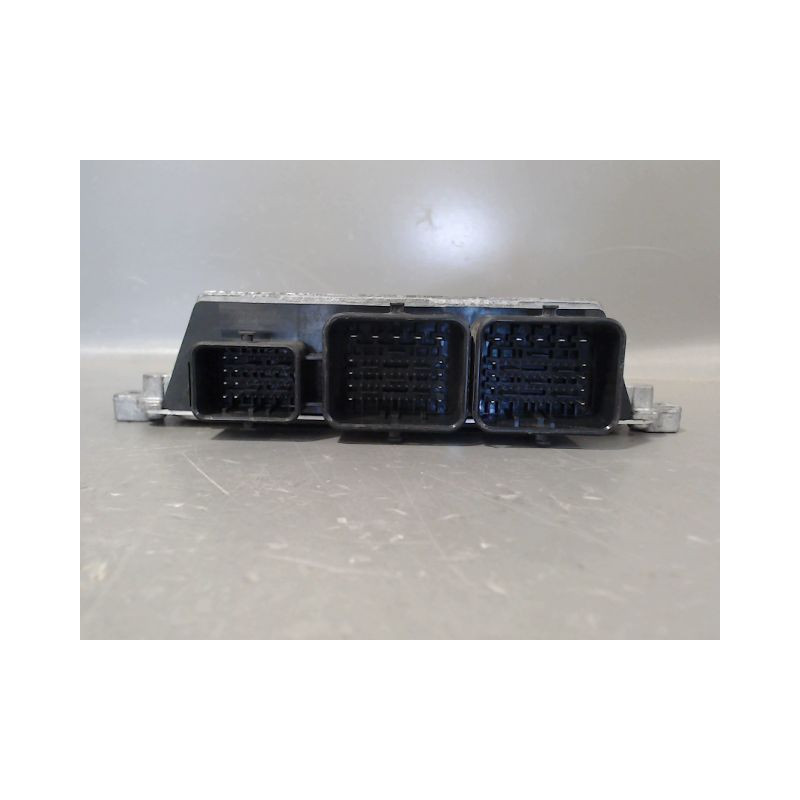 CALCULATEUR MOTEUR CITROEN C3