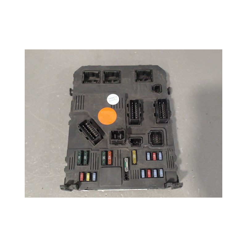 BOITIER GESTION HABITACLE PEUGEOT 206 5P