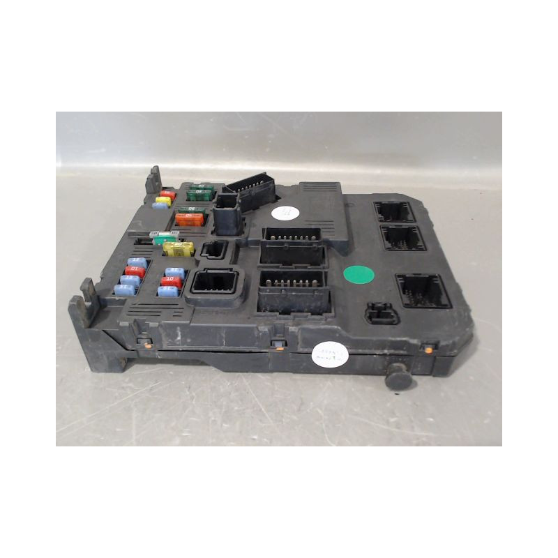 BOITIER GESTION HABITACLE PEUGEOT 206+ 2009-