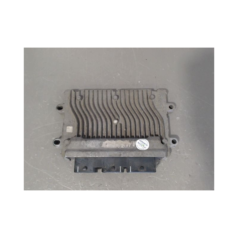 CALCULATEUR MOTEUR PEUGEOT 206