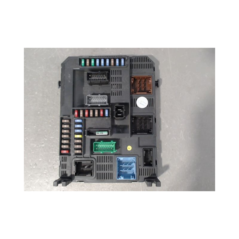 BOITIER GESTION HABITACLE PEUGEOT 208