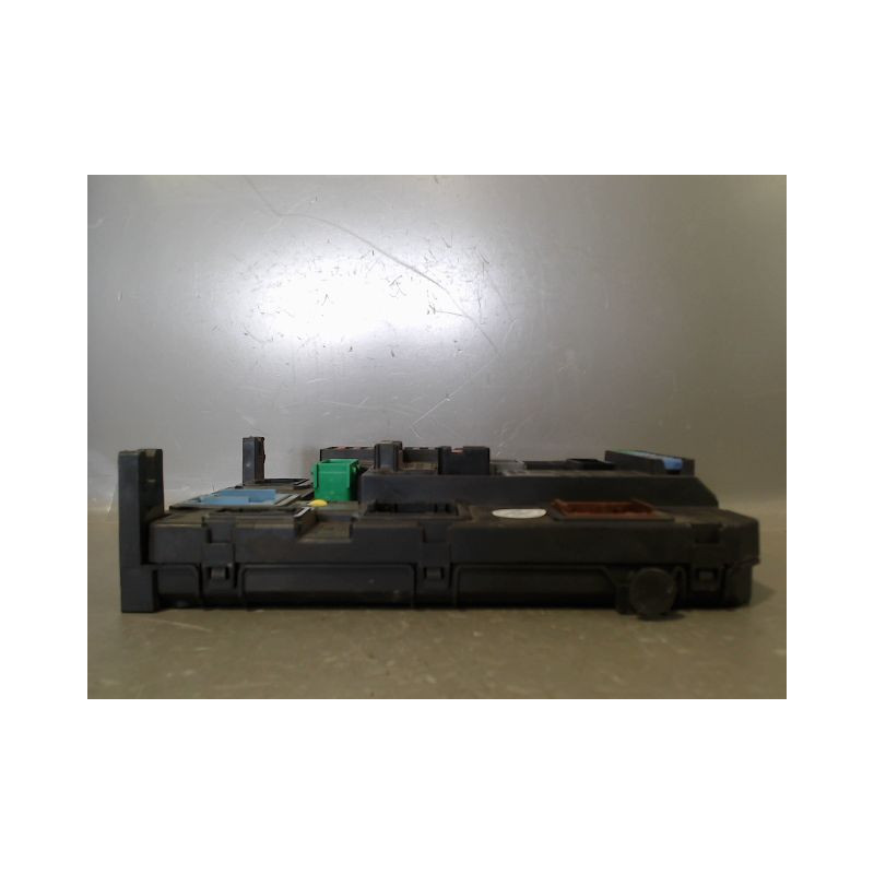 BOITIER GESTION HABITACLE PEUGEOT 208