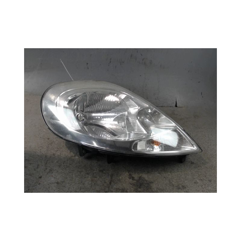 PHARE DROIT RENAULT TRAFIC