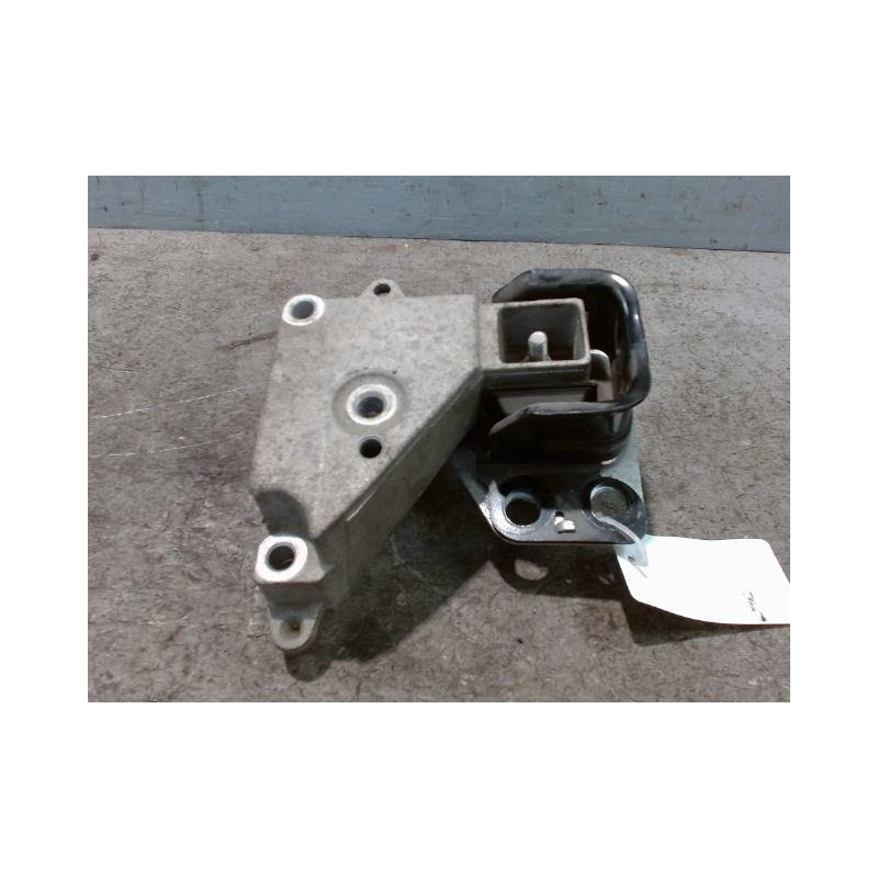 SUPPORT MOTEUR RENAULT CLIO II PH.1 98-2001 1.4 