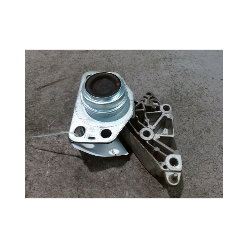 SUPPORT MOTEUR RENAULT CLIO II PH.1 98-2001 1.4 