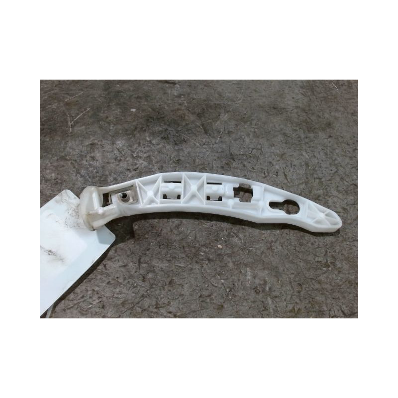 SUPPORT PARE-CHOC ARG PEUGEOT 208