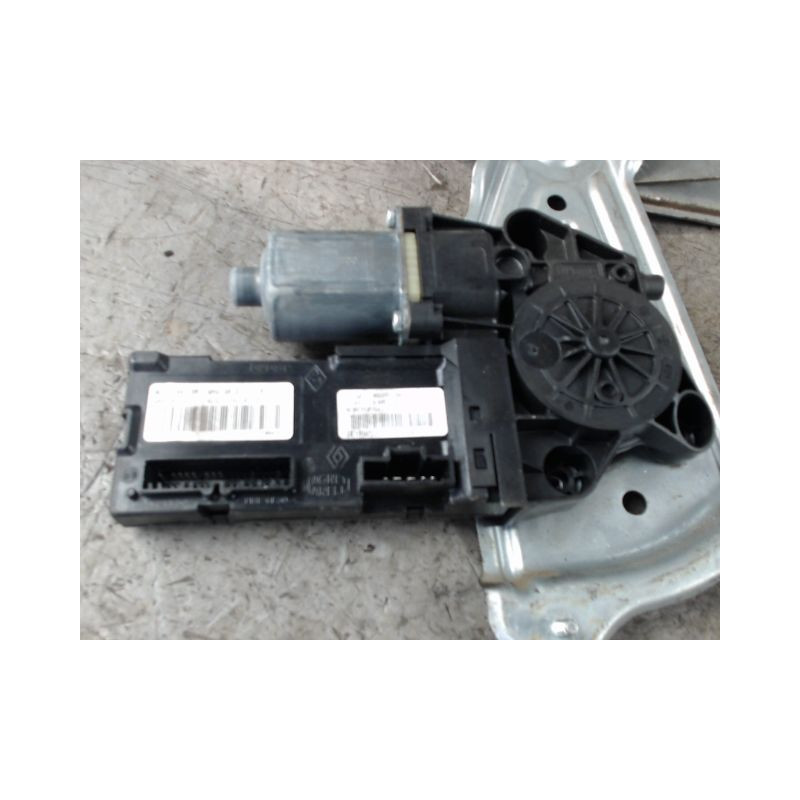 MECANISME+MOTEUR LEVE-GLACE AVANT GAUCHE RENAULT MEGANE III 2008-