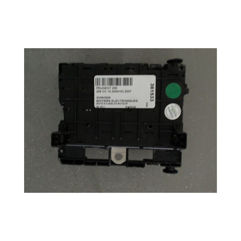 BOITE A FUSIBLES PEUGEOT 206 CC 2000-2007