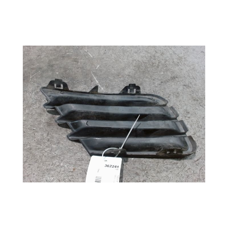 OBTURATEUR PHARE ADDITIONNEL PARE-CHOC AVG PEUGEOT 207 3P
