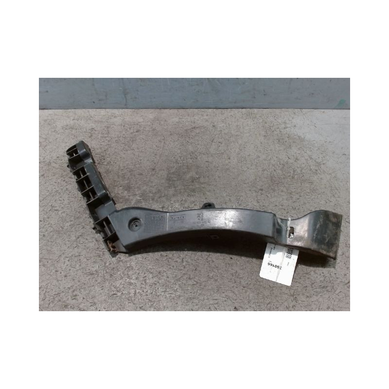 SUPPORT PARE-CHOC ARG PEUGEOT 3008 2009-