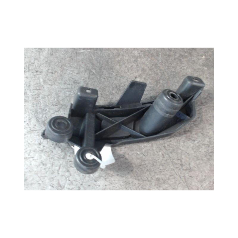 SUPPORT PARE-CHOC ARG CITROEN C3 2009-