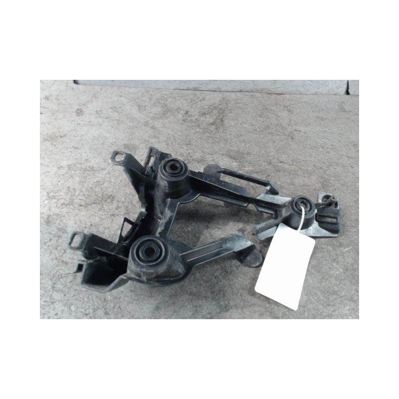 SUPPORT PARE-CHOC ARD PEUGEOT 2008