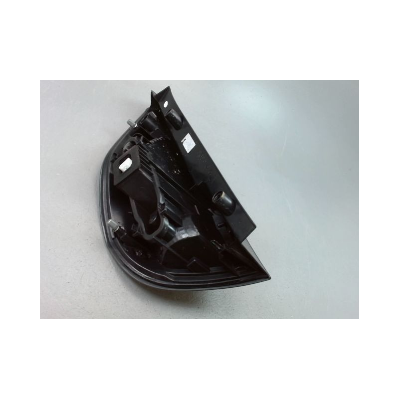 FEU ARRIERE DROIT RENAULT SCENIC MONOSP. III Phase 3 2013-...