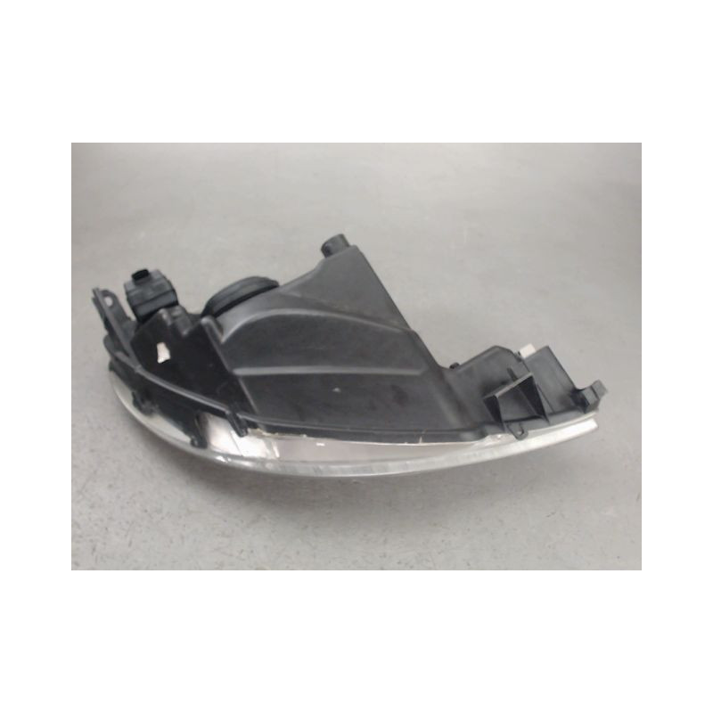 PHARE GAUCHE PEUGEOT 206