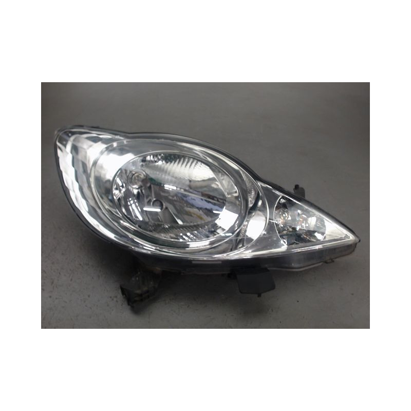 PHARE DROIT PEUGEOT 107