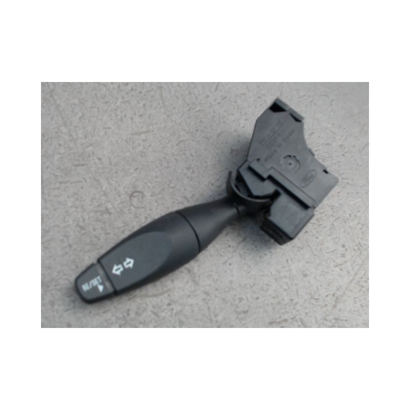 COMMANDE CLIGNOTANT FORD FUSION