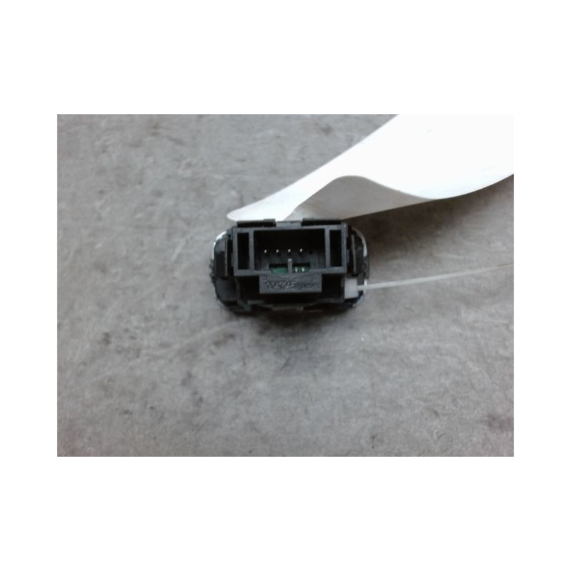 BOUTON DE DEMARRAGE VOLVO V40