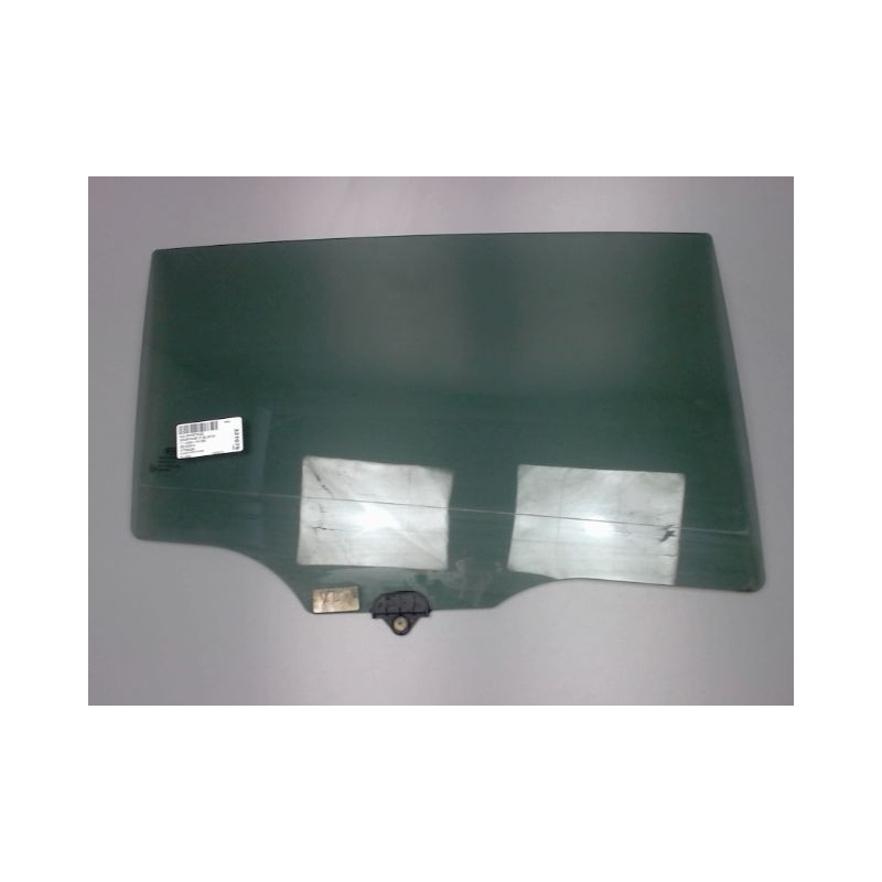 GLACE PORTE ARD KIA SPORTAGE III 2010-