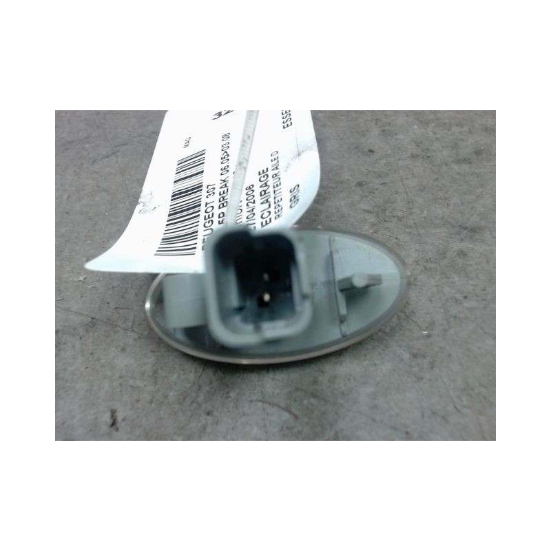 REPETITEUR AILE DROIT PEUGEOT 307 BREAK 05-08