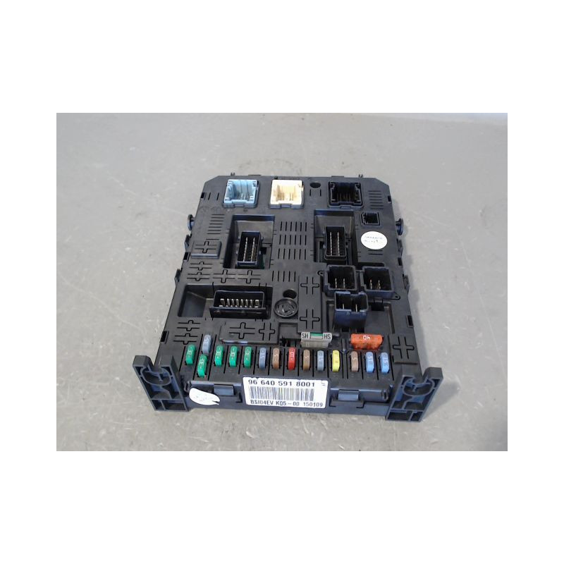 BOITIER GESTION HABITACLE PEUGEOT 308