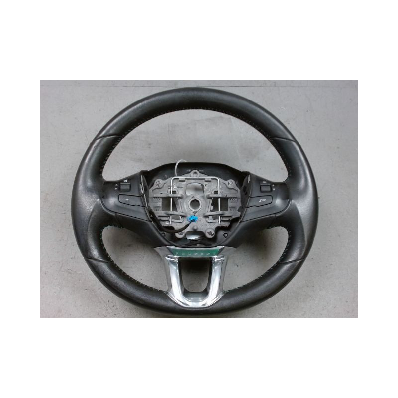 VOLANT DE DIRECTION PEUGEOT 2008