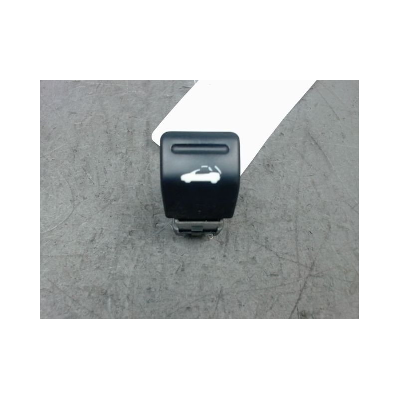 BOUTON COMMANDE TOIT OUVRANT PEUGEOT 307 CC 2005-