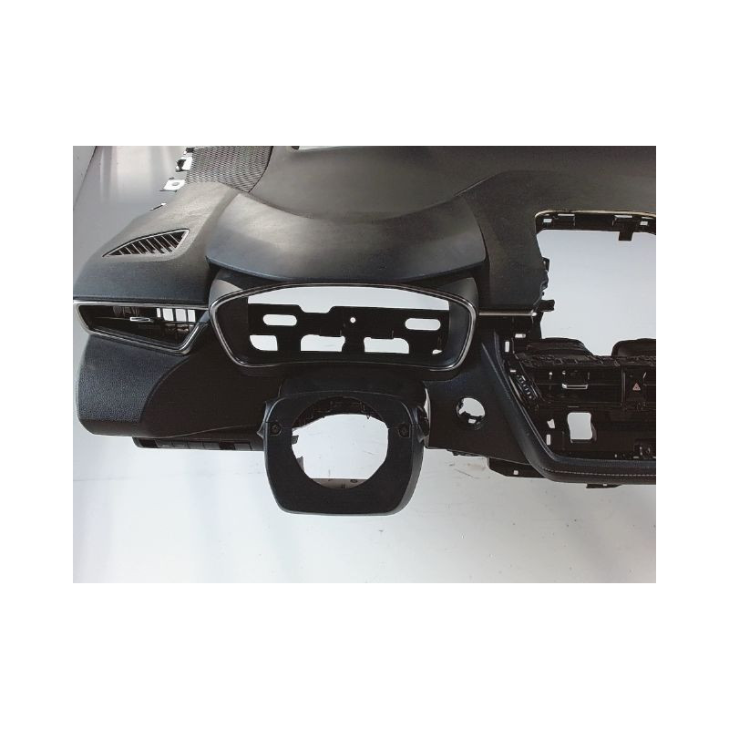 PLANCHE DE BORD  TOYOTA COROLLA