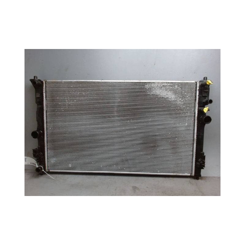 RADIATEUR TOYOTA COROLLA