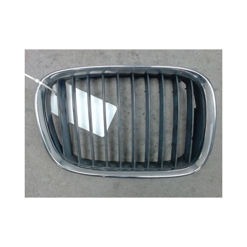 GRILLE CALANDRE DROIT BMW SERIE 5 TOURING (E39) 97-00