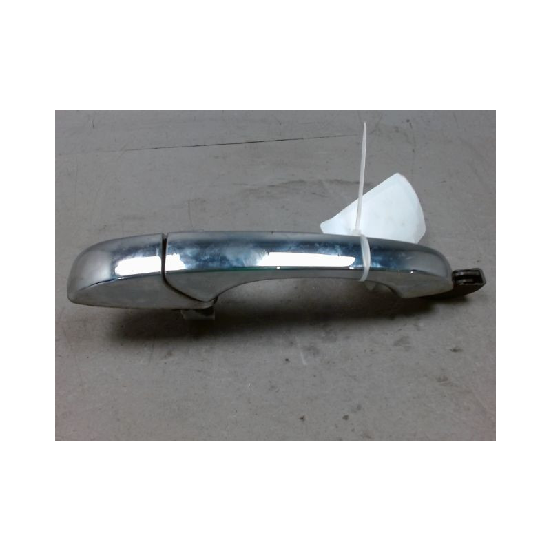 POIGNEE EXTERIEURE PORTE AVANT DROIT CHRYSLER GRAND VOYAGER 5 2.8 CRD - 16V