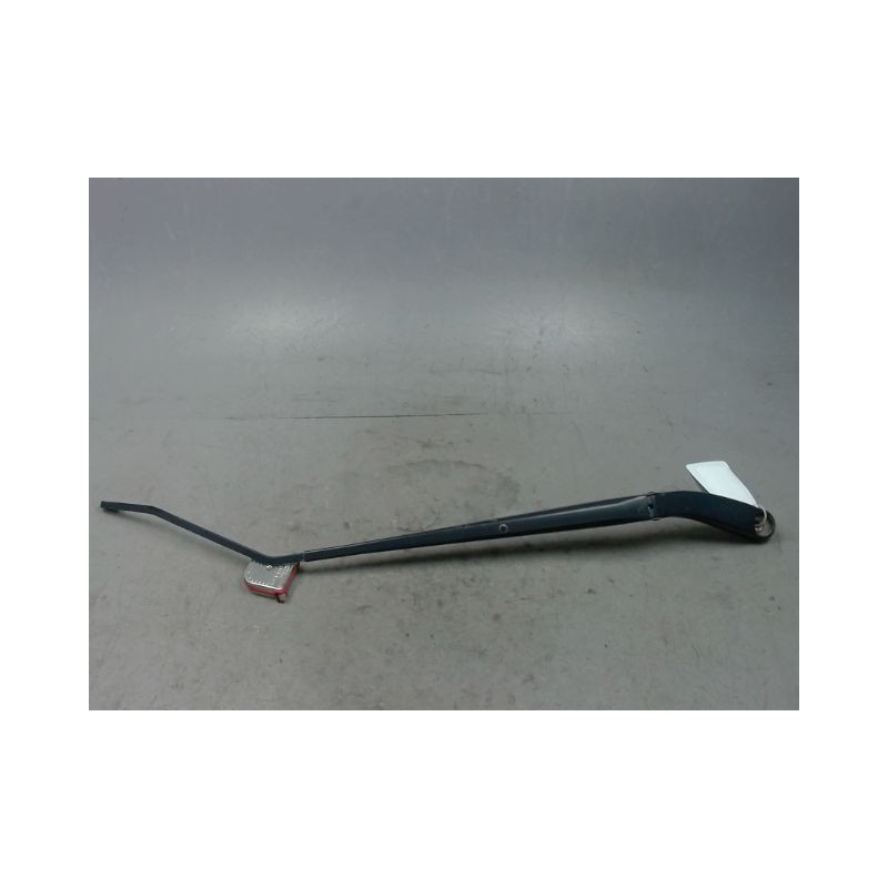BRAS ESSUIE-GLACE AVANT DROIT CHRYSLER GRAND VOYAGER 5 2.8 CRD - 16V