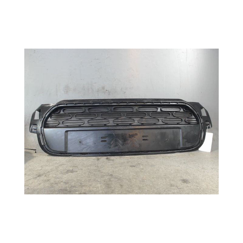 SUPPORT PLAQUE DE POLICE AVANT CITROEN C3 2009-