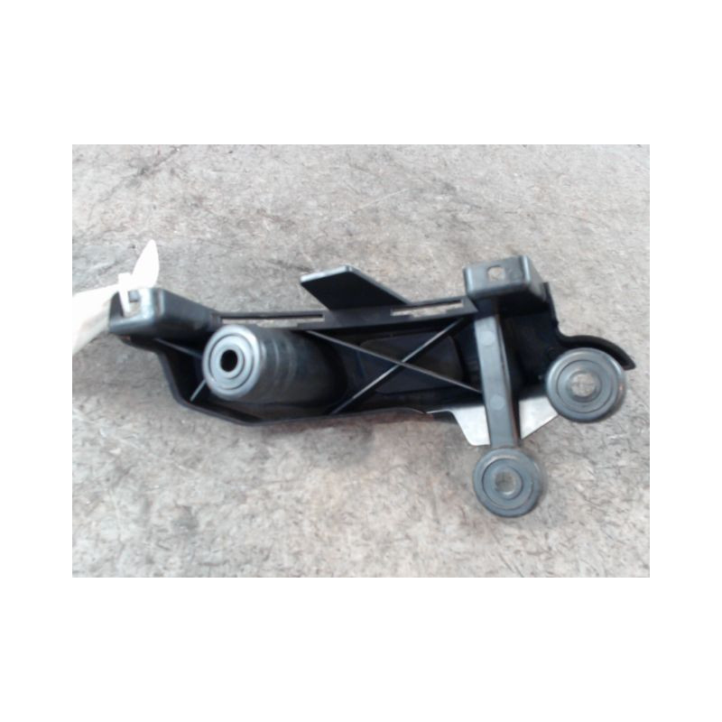 SUPPORT PARE-CHOC ARD CITROEN C3 2009-