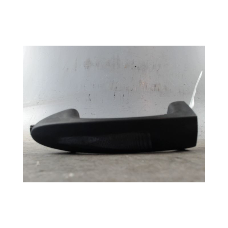 POIGNEE EXTERIEURE PORTE COULISSANTE DROIT FORD T.COURIER