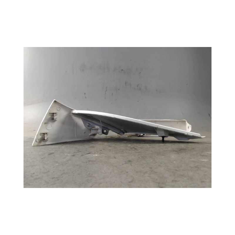 ENJOLIVEUR PHARE GAUCHE PEUGEOT BOXER