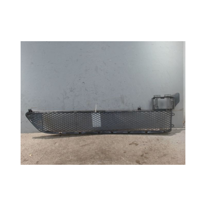 GRILLE PARE-CHOC AVANT MERCEDES CLASSE B 2008-