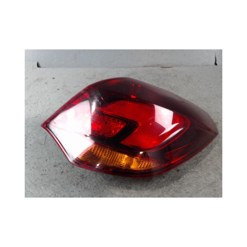 FEUX AVG OPEL ASTRA