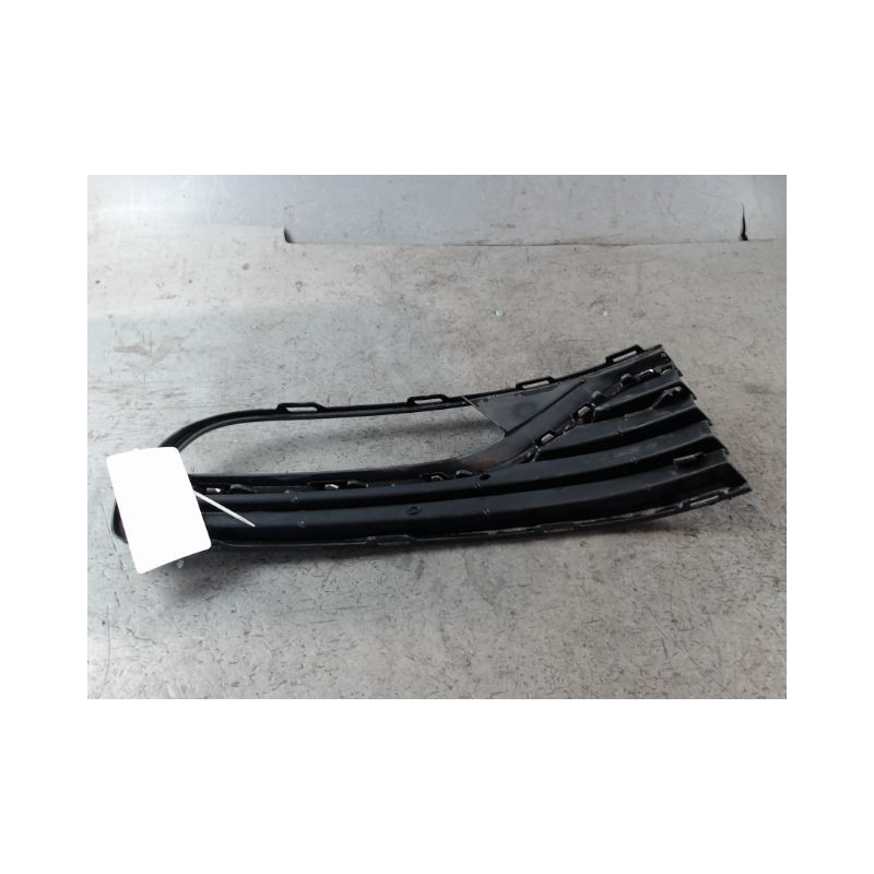 OBTURATEUR PHARE ADDITIONNEL PARE-CHOC AVG VOLKSWAGEN POLO 2009-
