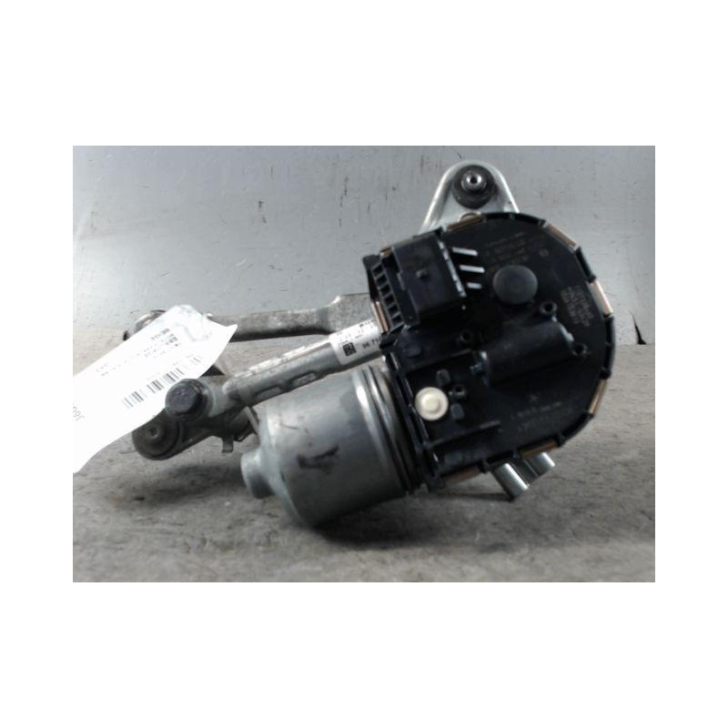 MOTEUR ESSUIE-GLACE AVG PEUGEOT 3008 2009-